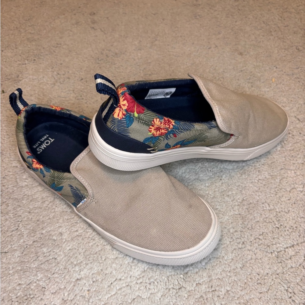 TOMS Beige and Floral Canvas Slip-Ons